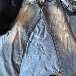 GUESS Jeans
