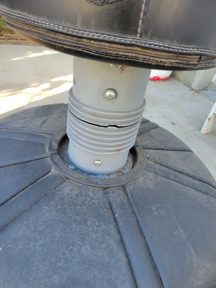 Gym Equipment 2 Items For $60