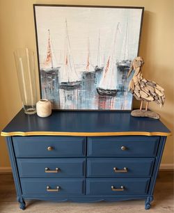 6 Drawer French Provincial Dresser