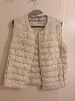 Uniqlo PUFFTECH Puffer Vest, Cream, Size L