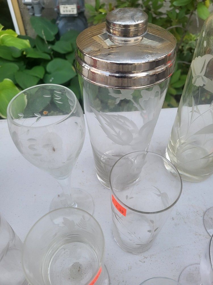 Etched CRYSTAL glasses And Set