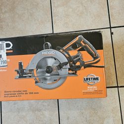 7 1/4 Worm Drive Circular Saw