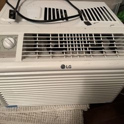 LG Window AC 5000 BTU