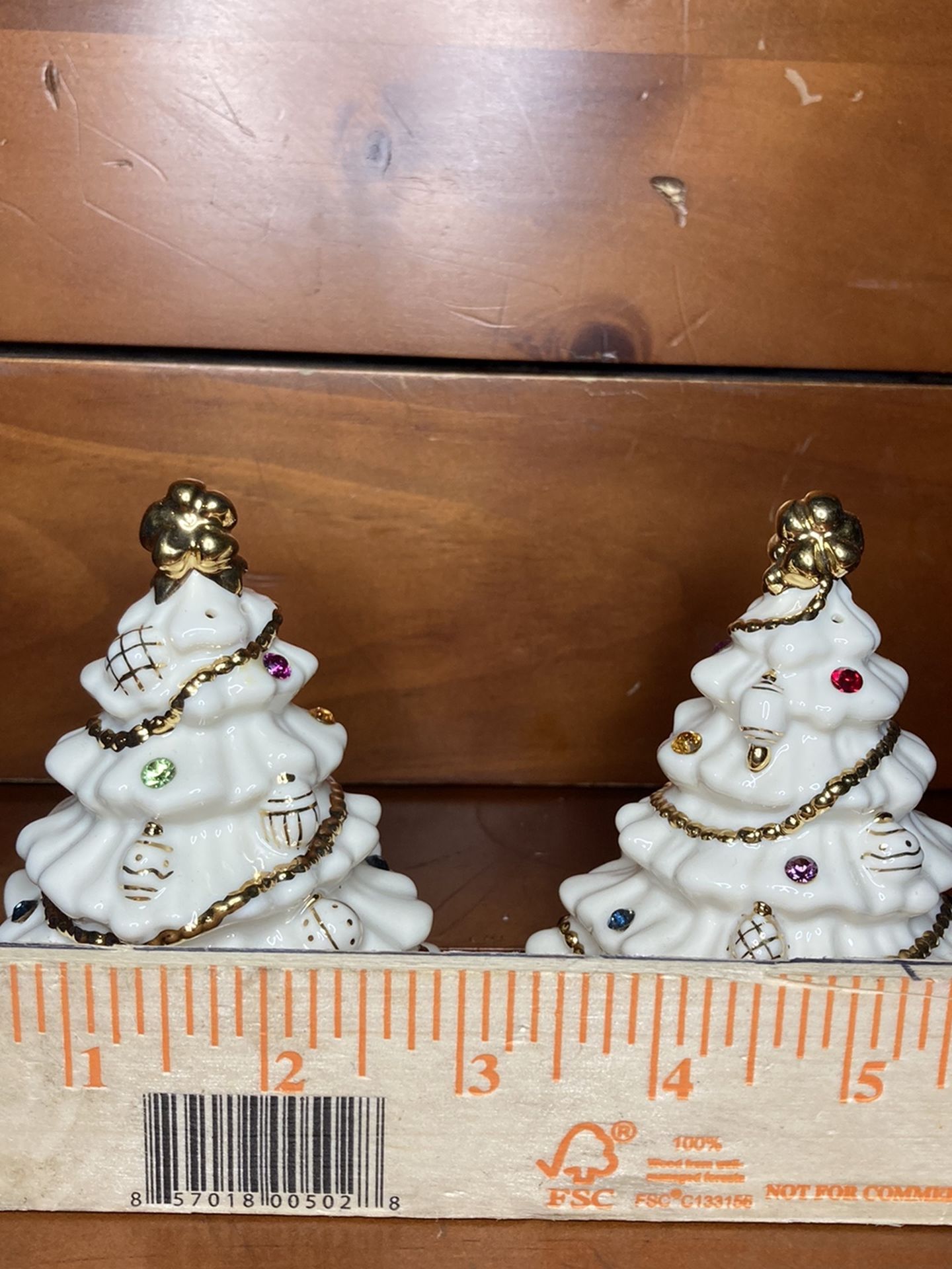Two Holiday Lenox Jewels Of Christmas S&P