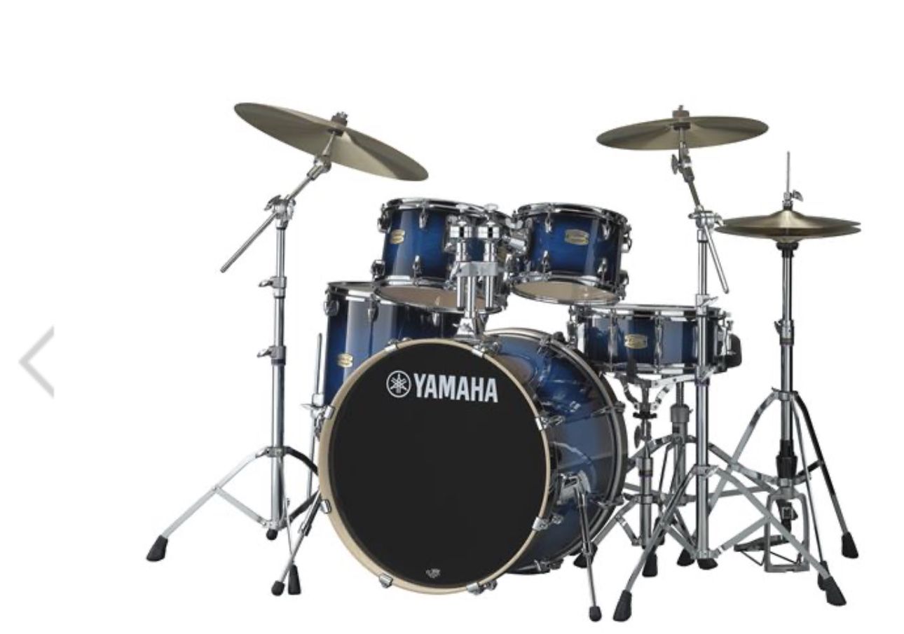 Yamaha Stage Custom Birch 5 Piece Drum Set