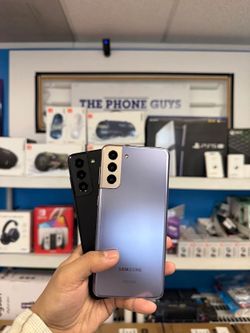 	Samsung - Galaxy S21 5G 6.2" (Unlocked) (Pre-Owned) / 128GB / Fair $5 Down | Payment Plans Available