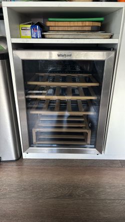 Whirlpool Wine/ Beverage Fridge