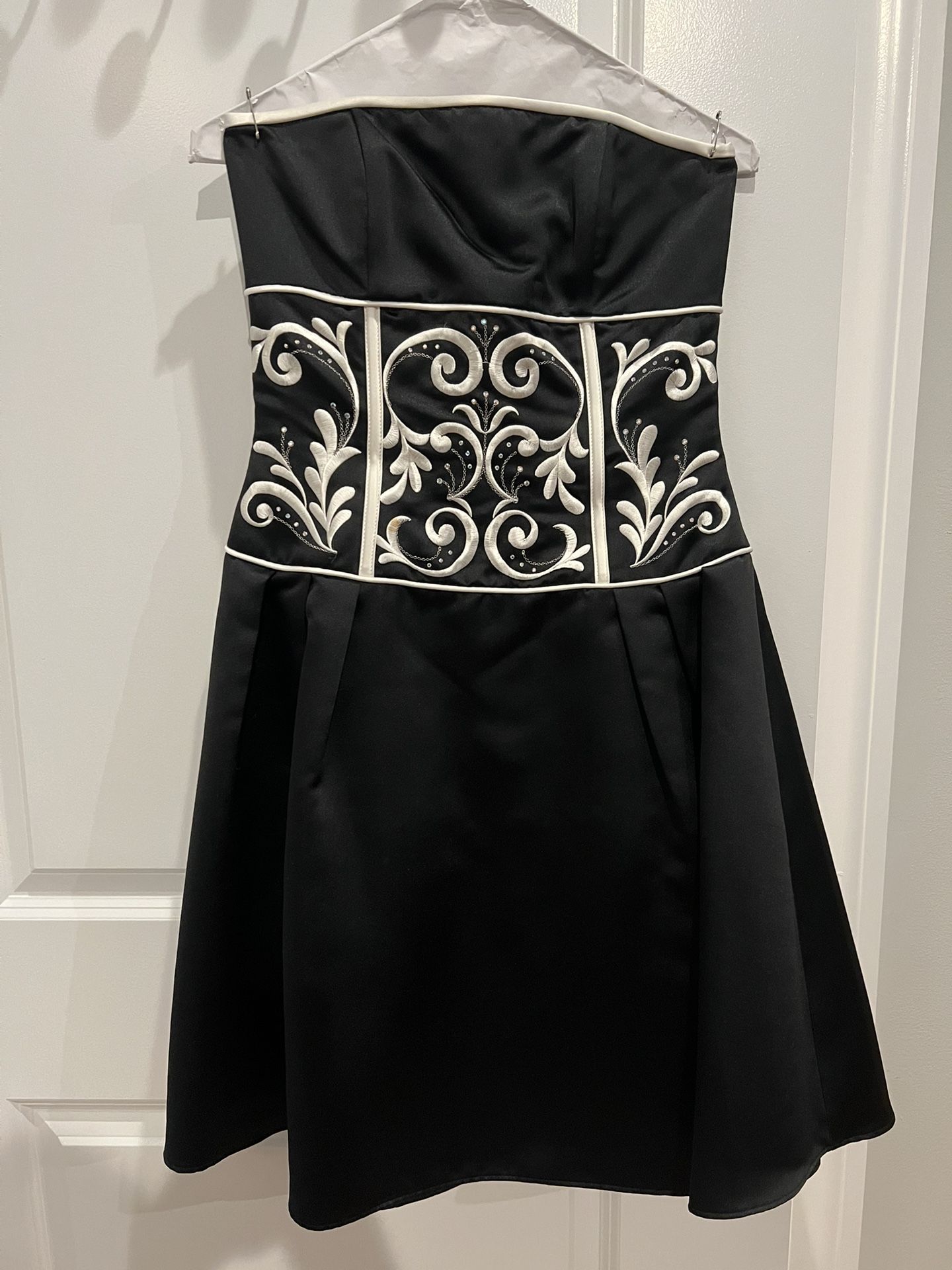 Formal Black Sequined 3/4 Length Dress (6)