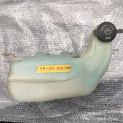 Mustang Windshield Washer Reservoir Tank 