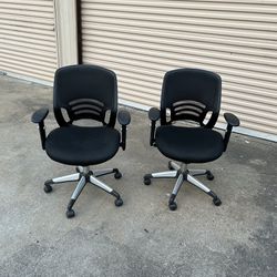 4 Matching Conference Chairs