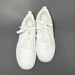 Nike Court Boroughs 7Y