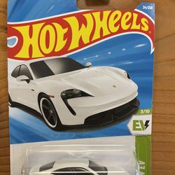 2026 HOT WHEELS B CASE PORSCHE TAYCAN TURBO S WHITE HW EV