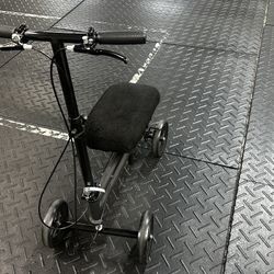 Knee Scooter (Like New)