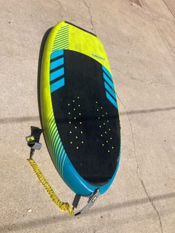 Slingshot wing board 140 L great beginner board for wing foiling