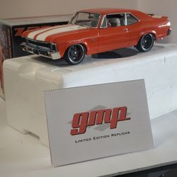 GMP 1:18 1972 72 Chevy Chevrolet Z/28 Nova Orange & White Custom Die Cast