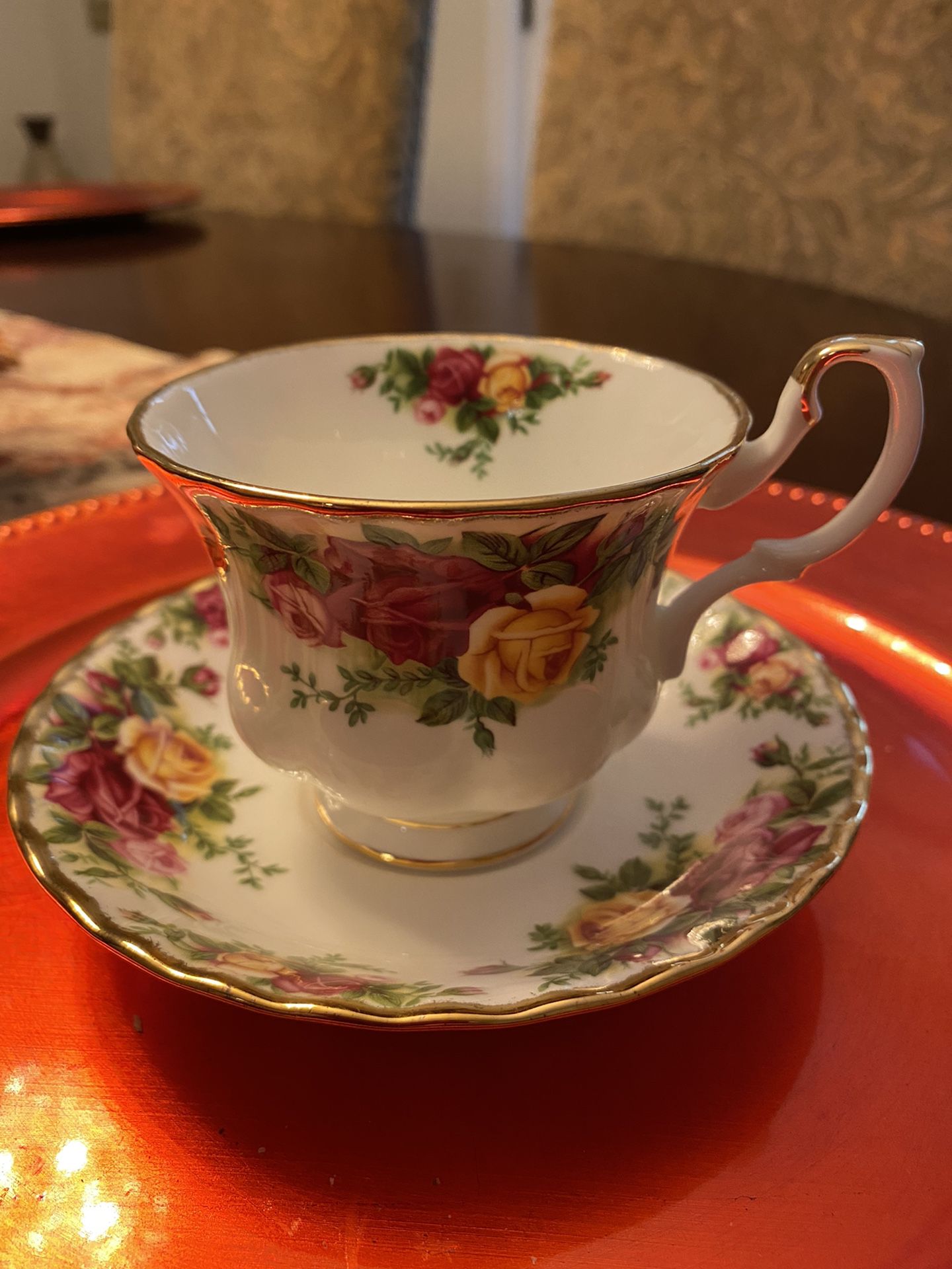  Royal Albert Country roses tea cup and saucer (16pcs)