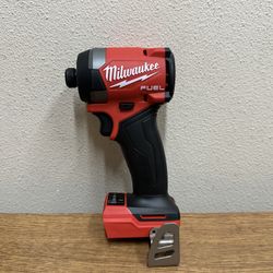 Milwaukee 2953-20 M18 FUEL 18V Lithium-Ion Brushless Cordless 1/4 in. Hex Impact Driver (Tool-Only)