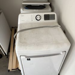 Midea Washer & Dryer