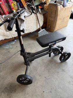 KneeRover Knee Scooter Walker