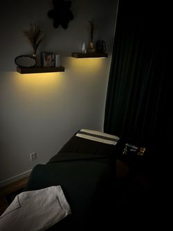 Floating light up shelves