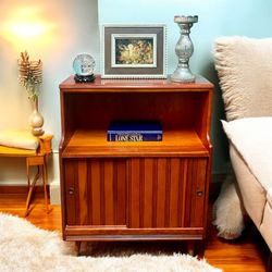 Mid - Century Modern Mahogany Storage Side Table, End Table Or Bedside Table