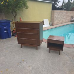 Vintage Mid Century Dresser Chest & Nightstand 