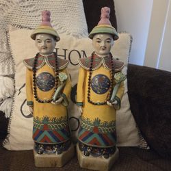 Vintage Emperors of the Chinese Qing Dynasties Hand-painted Porcelain Statues