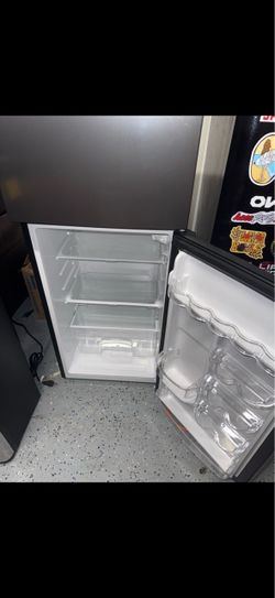Magic Chef Mini Fridge