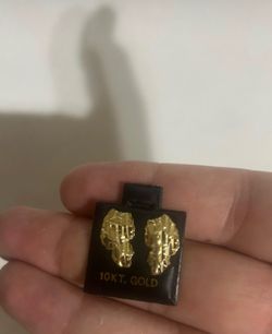 10k Gold nugget earrings