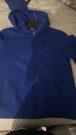 Poli sweater