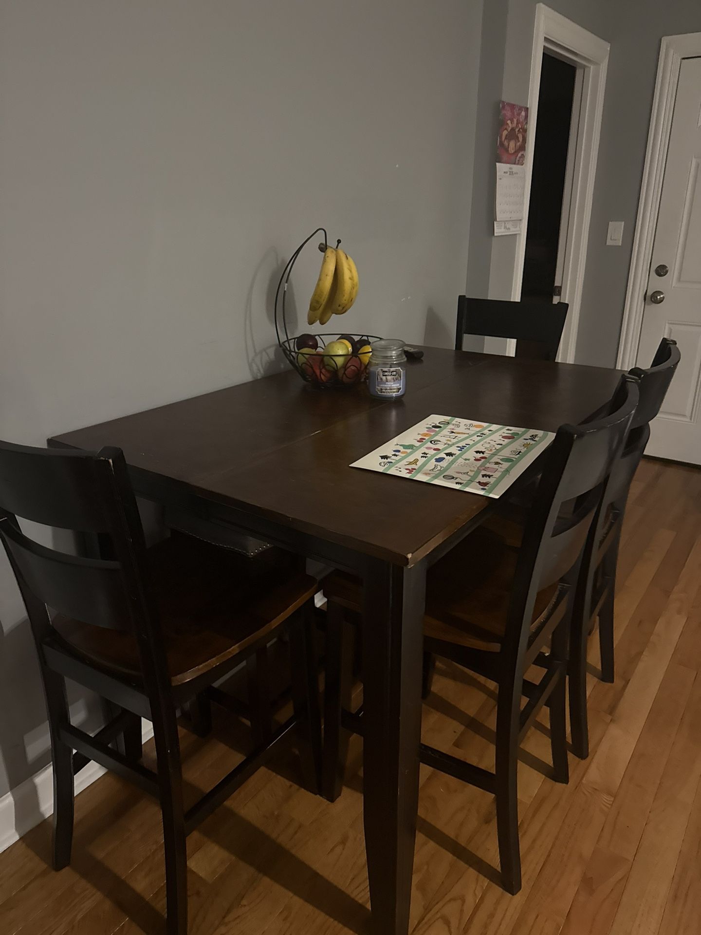 Dinning Table