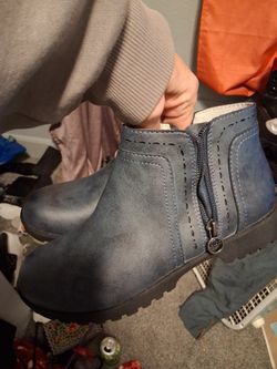 Not Jsport Ankle Booties Size 6w