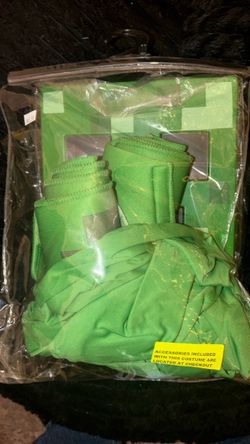 Minecraft creeper costume kid