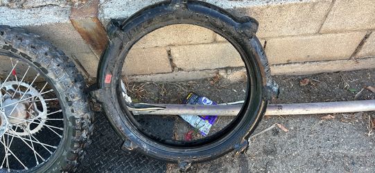 New paddle tire for dirtbike