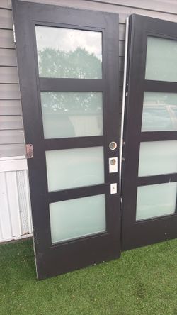 Entry. Fiver glass door
