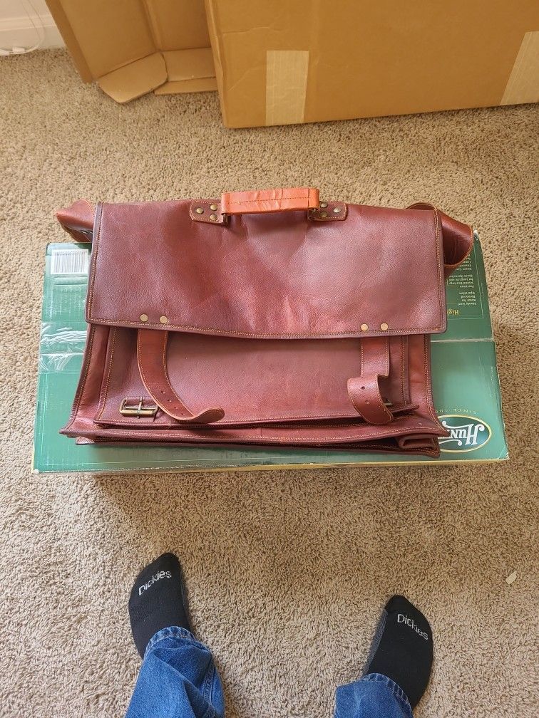 Passion Leather Case. Will Hold 18" Laptop W/accessories. Never Used.