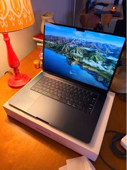 Apple, MacBook Air M3, 15 inches 16 GB RAM 256GB ssr