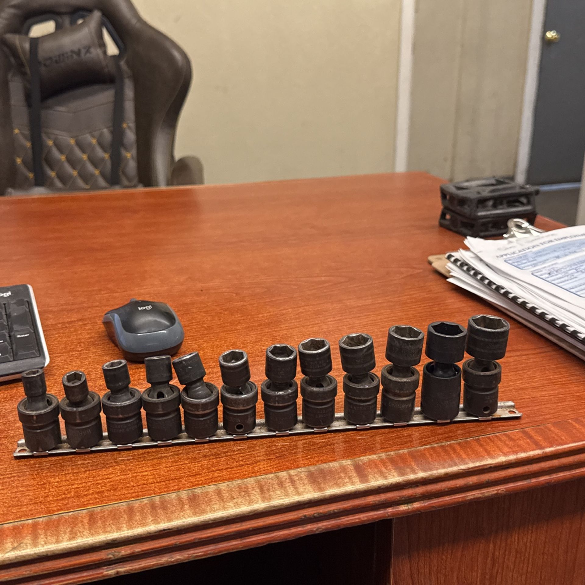 Snap On 3/8 Drive 12 Piece Metric Swivel Sockets