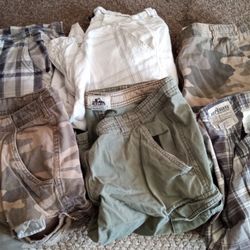 Men's Shorts Good Condition Size 38$5.00 Each or All For $15.00 There's 6