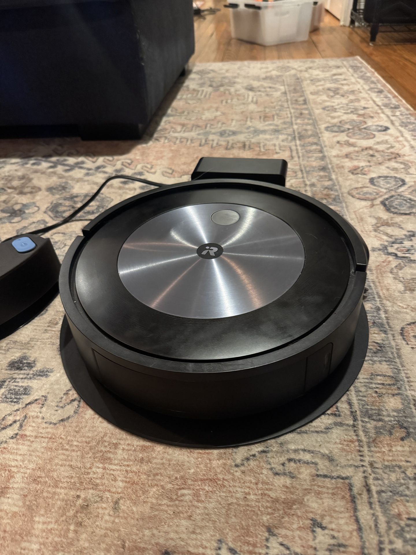 Roomba j5 Combo Vacuum + Mop