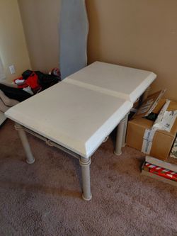 2 End Tables