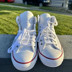Converse Chuck Taylor Size 10 BRAND NEW