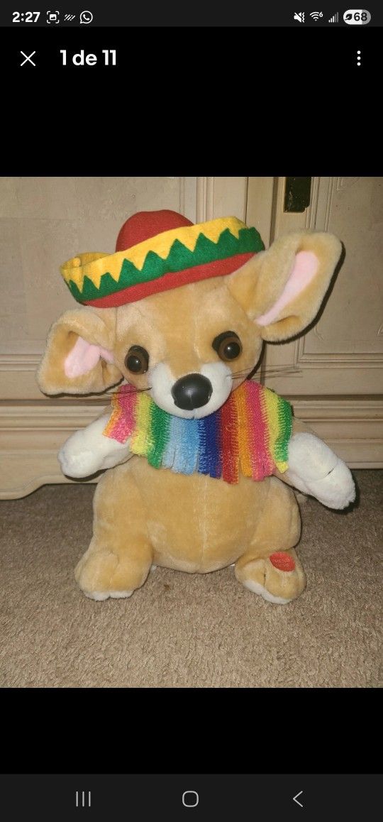 Vintage Plush Chihuahua Plays La Bamba 13.5” Head Moving No Batteries Included