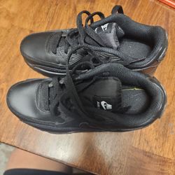 Nike Black Kid Size 2 Brand New