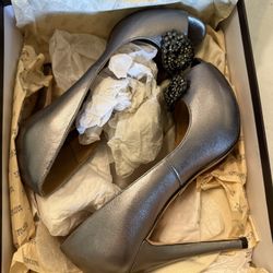 Bagdley Mischka Jeweled Heels Size 7.5