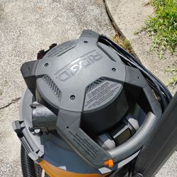 Wet/Dry Vacuum /Blower 