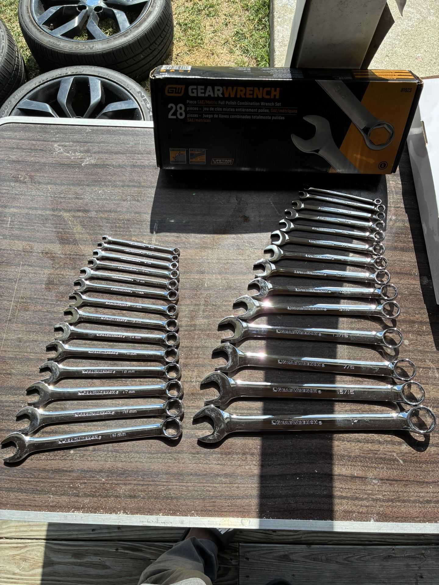 GEARWRENCH 28 Piece Combination Wrench Set | 6 Point | SAE & Metric | 81923