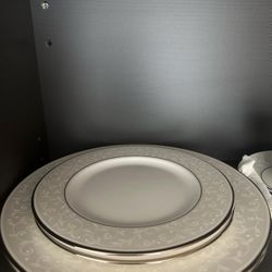Lenox Dinner & Salad Plates - Set of 4