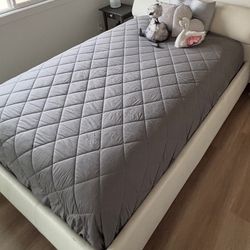 Queen-size bed and frame with storage + dresser