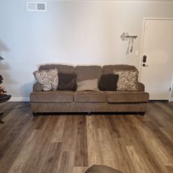 Love Seat Couch, And Recliner $125 Must Pick Up
